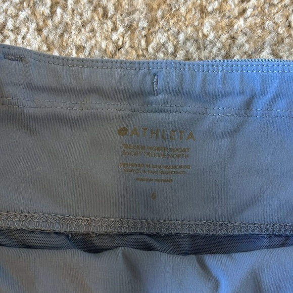 Athleta Shorts size 6 - Picture 3 of 4